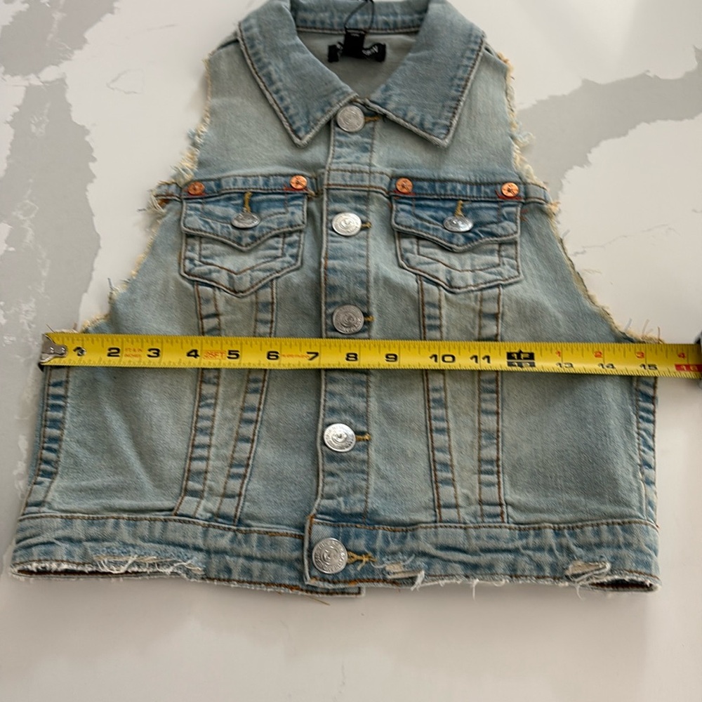 True Religion denim Blue vest cropped distressed NWT S - Picture 9 of 11